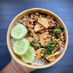 กะเพราสองรัก (เลือกเนื้อสัตว์ได้ 2 อย่าง) โปรดระบุเนื้อสัตว์ที่ต้องการ