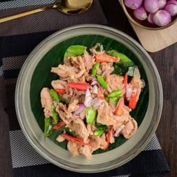 หมูชิ้นผัดเคย 