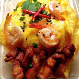 ข้าวไข่ข้นกุ้ง +หมูสามชั้นทอดน้ำปลา