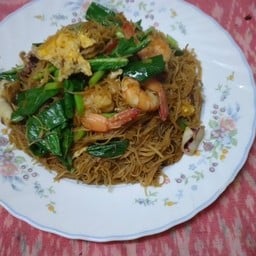 ผัดซีอิ้วเส้นหมี่