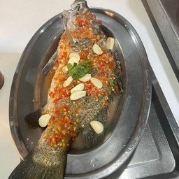 ปลากะพงนึ่งมะนาว