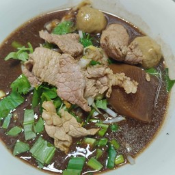 ก๋วยเตี๋ยวเนื้อ