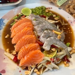 ตำแซลม่อน+กุ้งสด