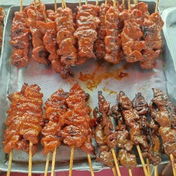 ข้าวหมูแดงป้าท้อ 1