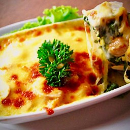 ผักโขมอบชีส Baked Spinach with Cheese