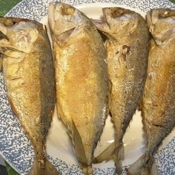 ปลาทูทอด1ตัว30บาท