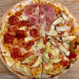 พิซซ่า 4 หน้า