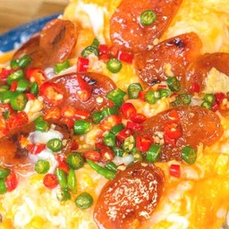 ข้าวไข่ขยี้ กุนเชียงทอด