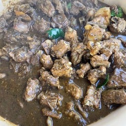 แกงคั่วกระดูกหมู