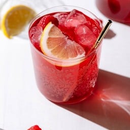 ชากุหลาบน้ำผึ้งมะนาวเย็น