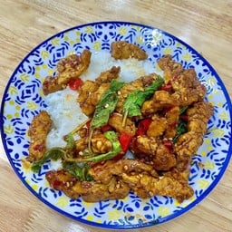 ข้าวกะเพราหมูเด้ง