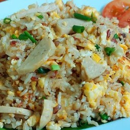 ข้าวผัดหมูยออุบลแช่บๆ