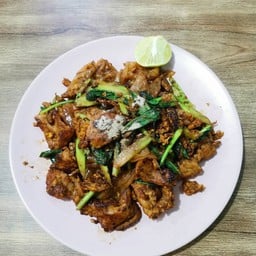 ก๋วยเตี๋ยวผัดซีอิ๊วรวมมิตร