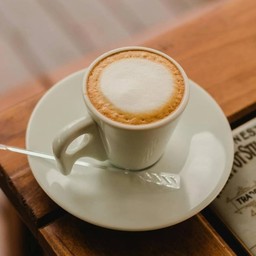 คาปูชิโน่ ร้อน