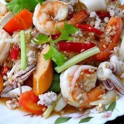 ยำวุ้นเส้นทะเลรวม