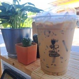 "ร้านแคว กาแฟสด"