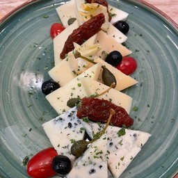 ชีสบอร์ด