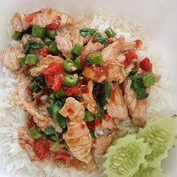 กระเพราไก่