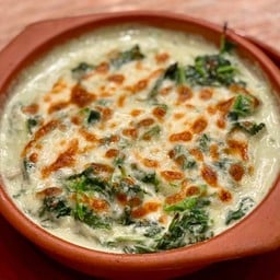 ผักโขมอบชิส