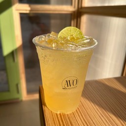 น้ำผึ้งมะนาวโซดา 2 แก้วลดราคา 18 บาท