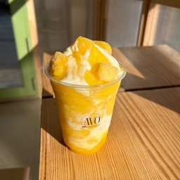 Mango yogurt