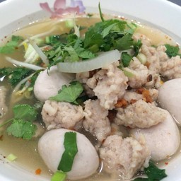 เกาเหลาลูกชิ้นหมู หมูสับ