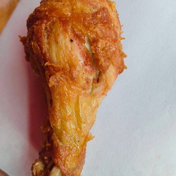 น่องไก่ ทอด