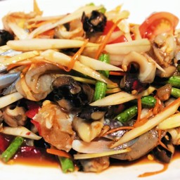 ส้มตำทะเลรวม