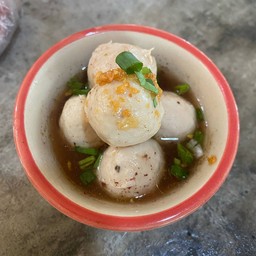 ลูกชิ้น ลวก