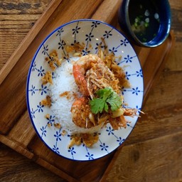 ข้าวกุ้งใหญ่ทอดกระเทียมพริกไทย +ซุป