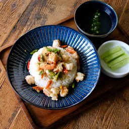 ข้าวหน้ากุ้งผัดพริกขี้หนู +ซุป