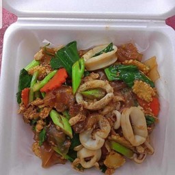 ผัดซีอิ้วทะเล