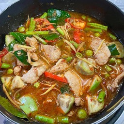 แกงป่าหมูชิ้น
