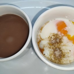 โอวัลตินไข่ลวก
