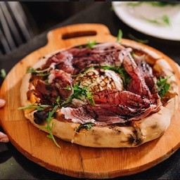 พิซซ่าบูราต้า