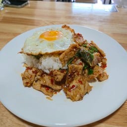 กะเพราหมู