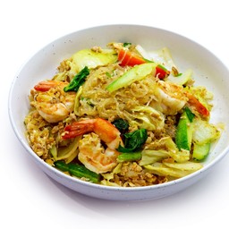 ผัดวุ้นเส้นใส่กุ้งและหมูสับ