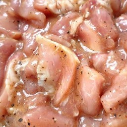 หมูหมักพริกไทยดำ