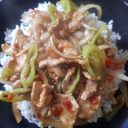 หมูผัดพริกสด