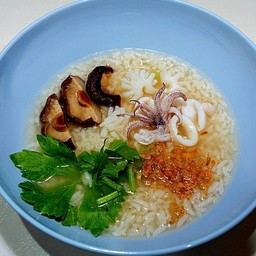 ข้าวต้มปลาหมึก