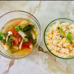 ข้าวผัดไข่+ต้มยำน้ำใส