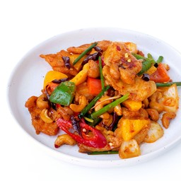 ไก่ผัดพริกเผาและมะม่วงหิมพานต์
