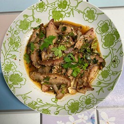 น้ำตกหมู