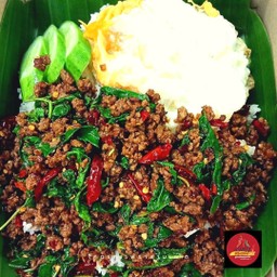 กะเพราถาด (ไซส์ XL) เนื้อวากิวสับ (ฟรี !!! ไข่ดาว)