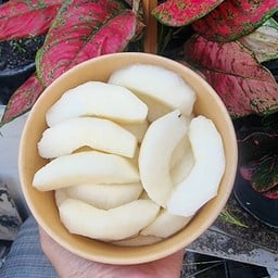 ร้านขนมปังปิง-ลูกชิ้นทอด ของทานเล่น