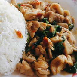 ผัดกะเพราไก่