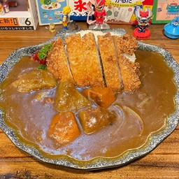 ข้าวแกงกะหรี่ Curry rice