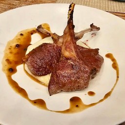 สเต็กเนื้อแกะ