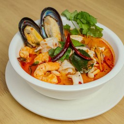 ต้มยำรวมมิตรน้ำข้น-