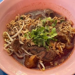 ก๋วยเตี๋ยวสมชายบ้านไร่